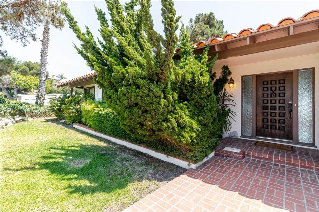 Photo of Listing #SB25135128