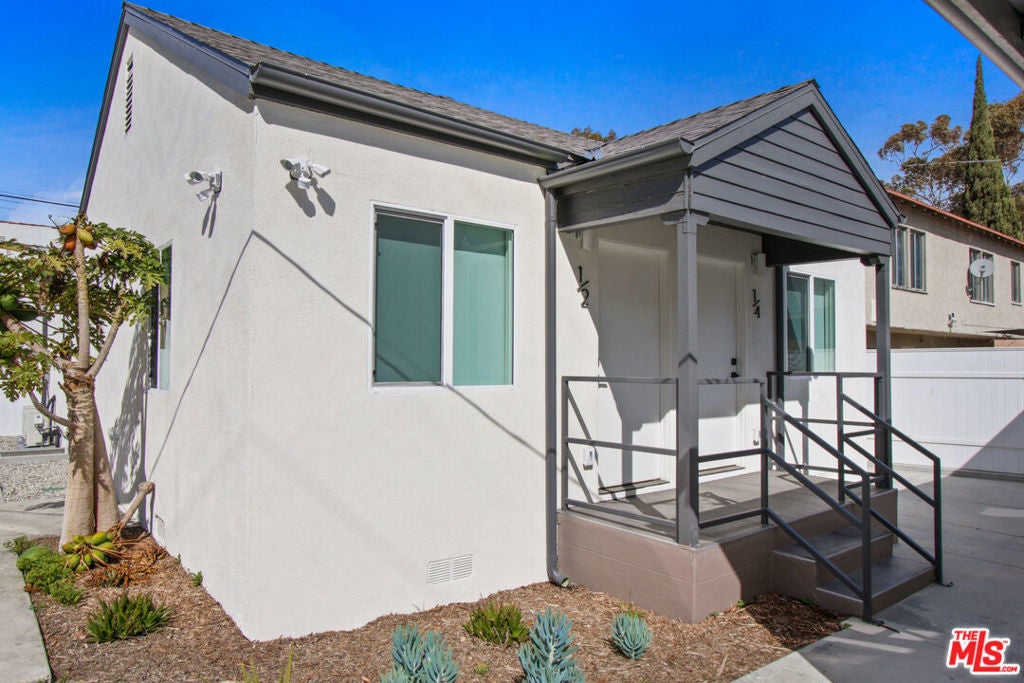 Photo of Listing #25555269