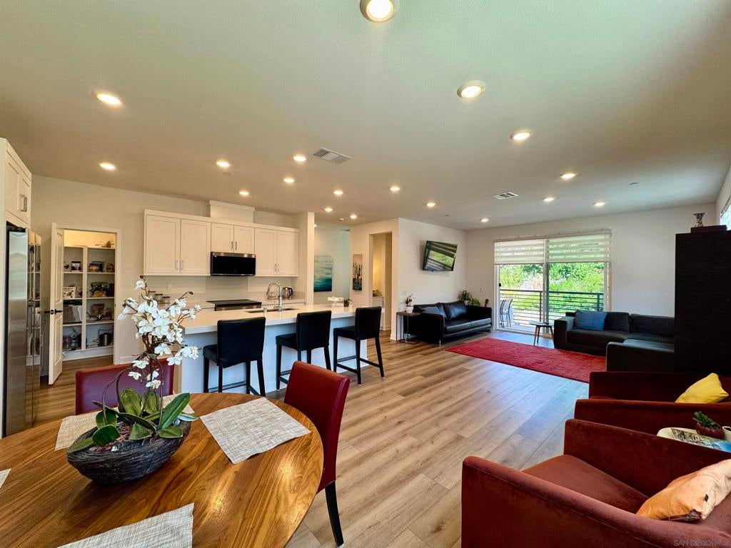 Photo of Listing #250031352SD