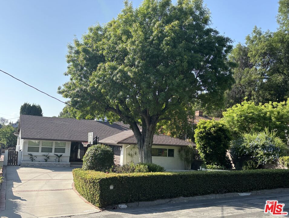 Photo of Listing #25549027