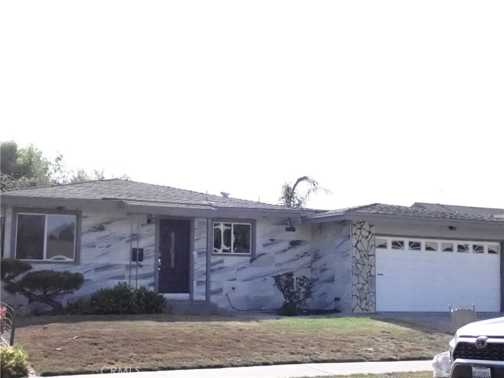 Photo of Listing #PW25139966