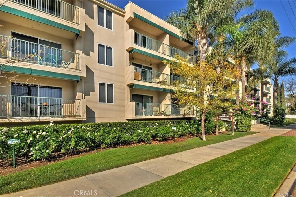 Photo of Listing #SR25139327