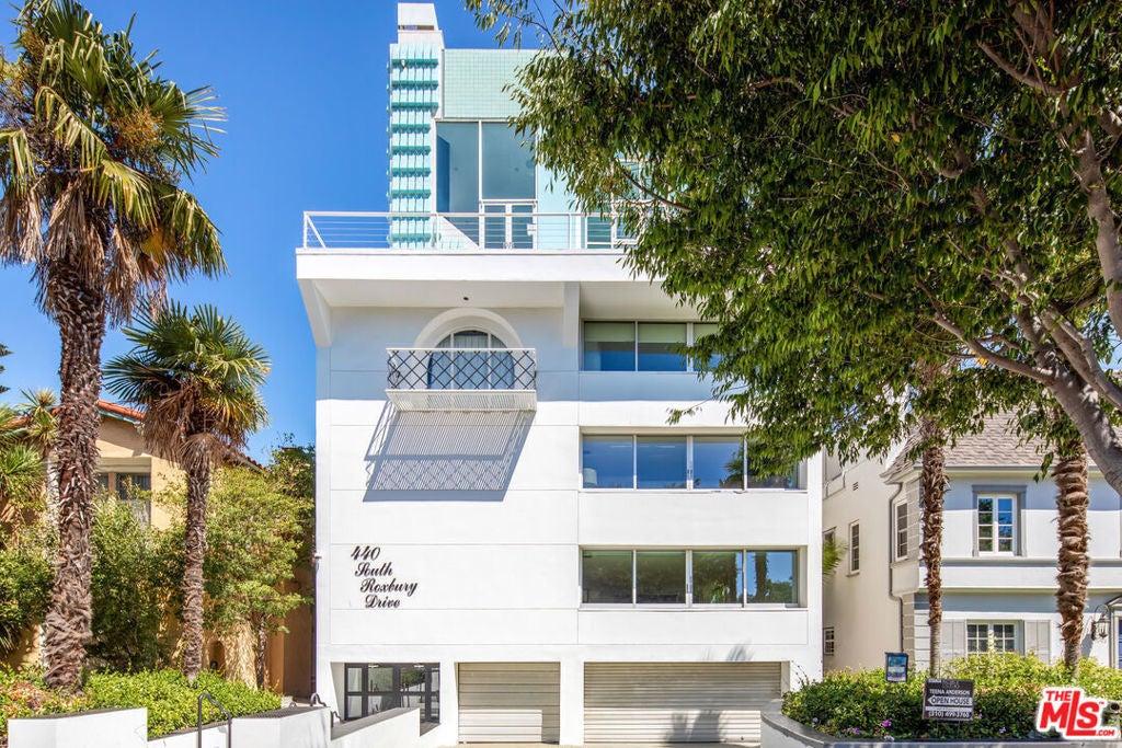 Photo of Listing #25555769