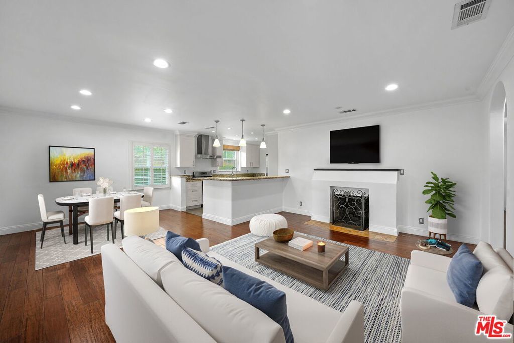 Photo of Listing #25547759