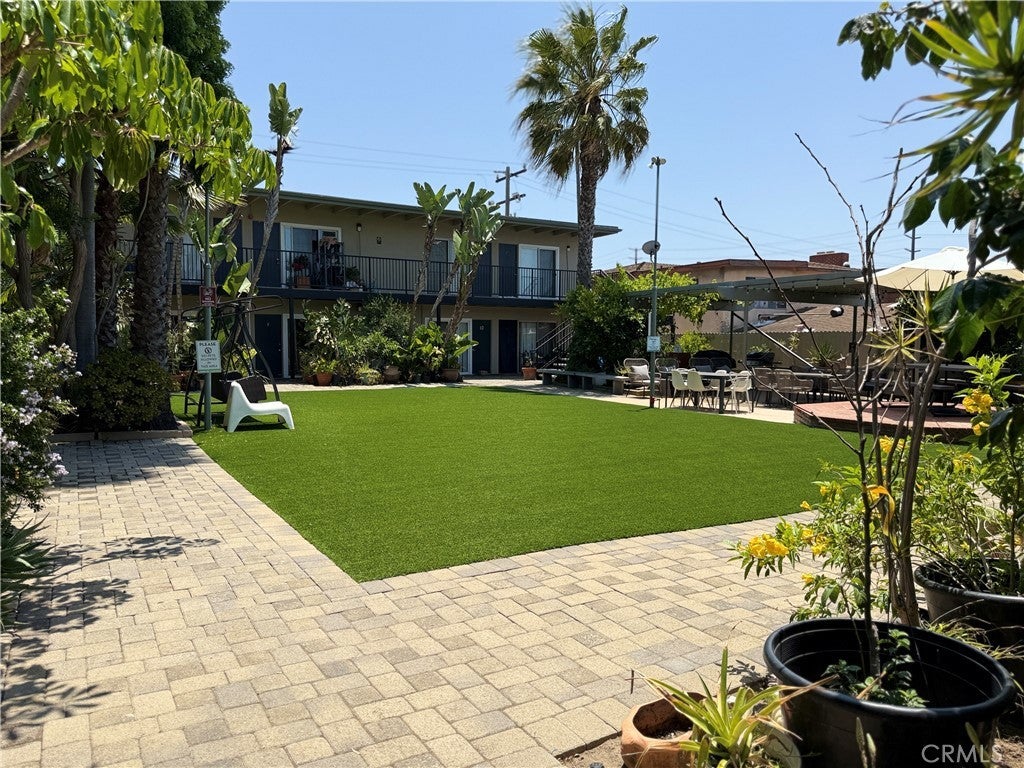 Photo of Listing #SR25140443