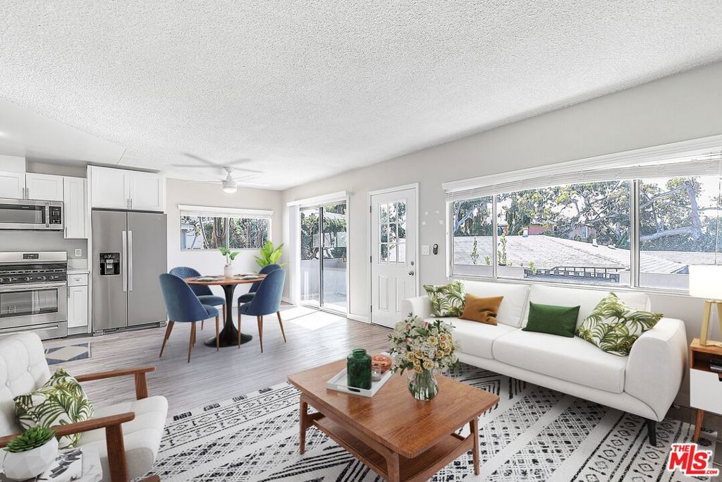 Photo of Listing #25555959