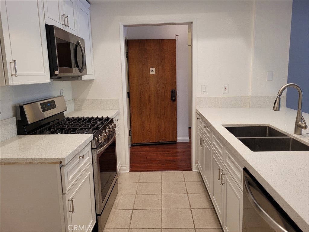 Photo of Listing #SB25127212