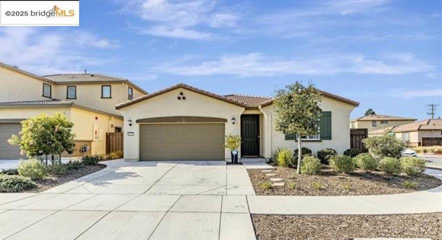 Photo of Listing #41102497