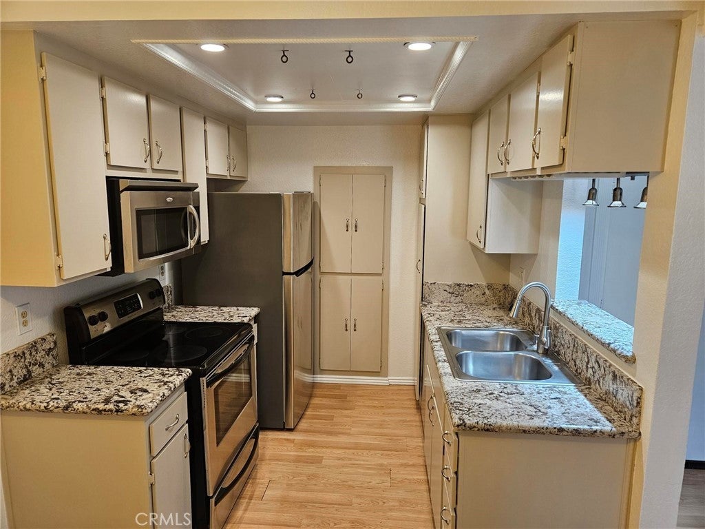 Photo of Listing #OC25141362