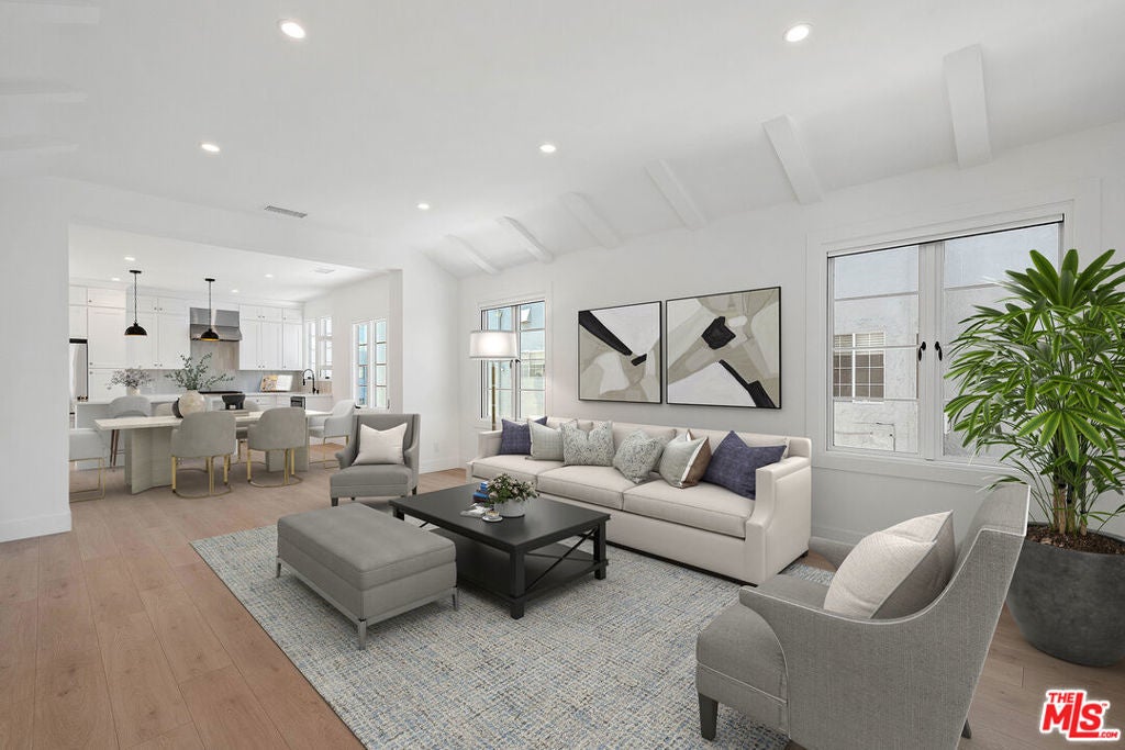 Photo of Listing #25553525