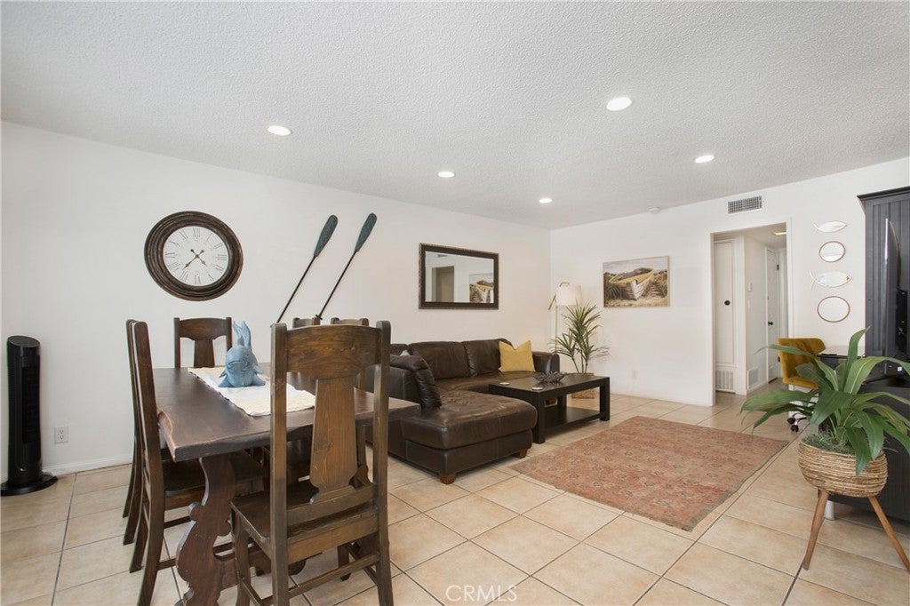 Photo of Listing #NP25141902