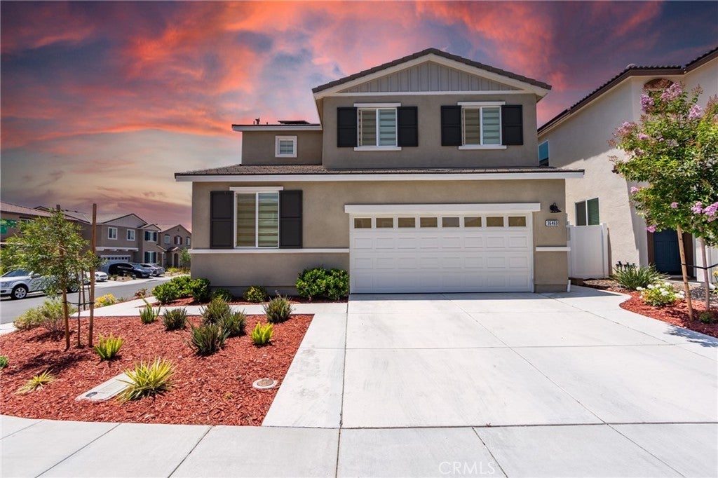 Photo of Listing #IV25141585