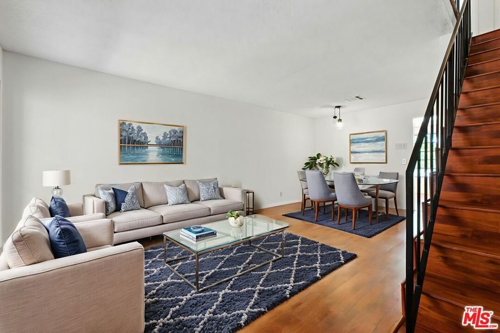 Photo of Listing #25556517