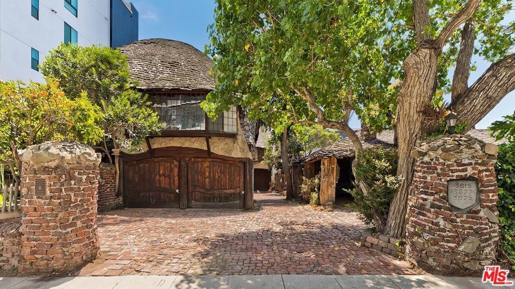 Photo of Listing #25555639