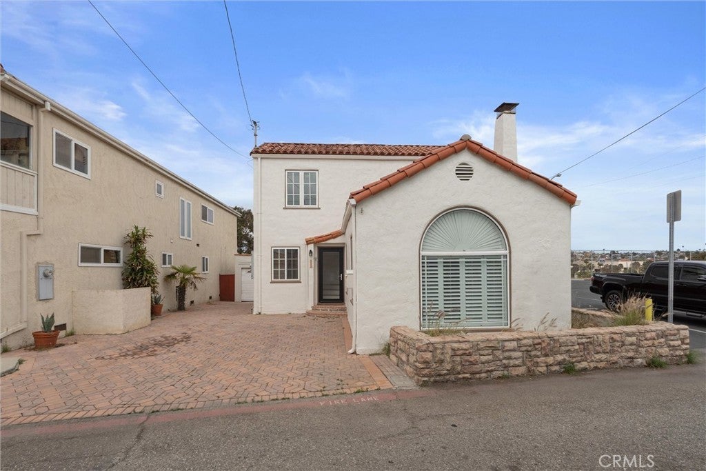 Photo of Listing #SB25142773