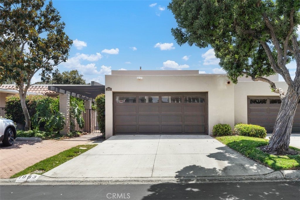 Photo of Listing #NP25142120