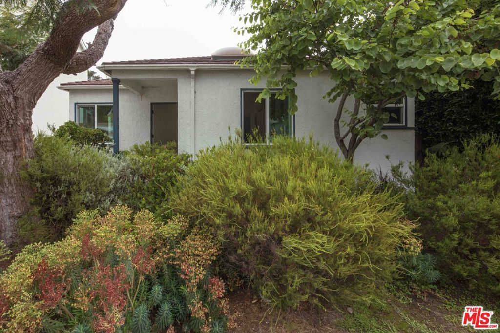 Photo of Listing #25555861