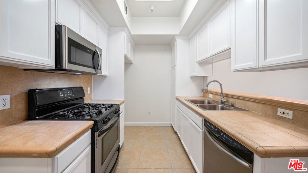 Photo of Listing #25557365