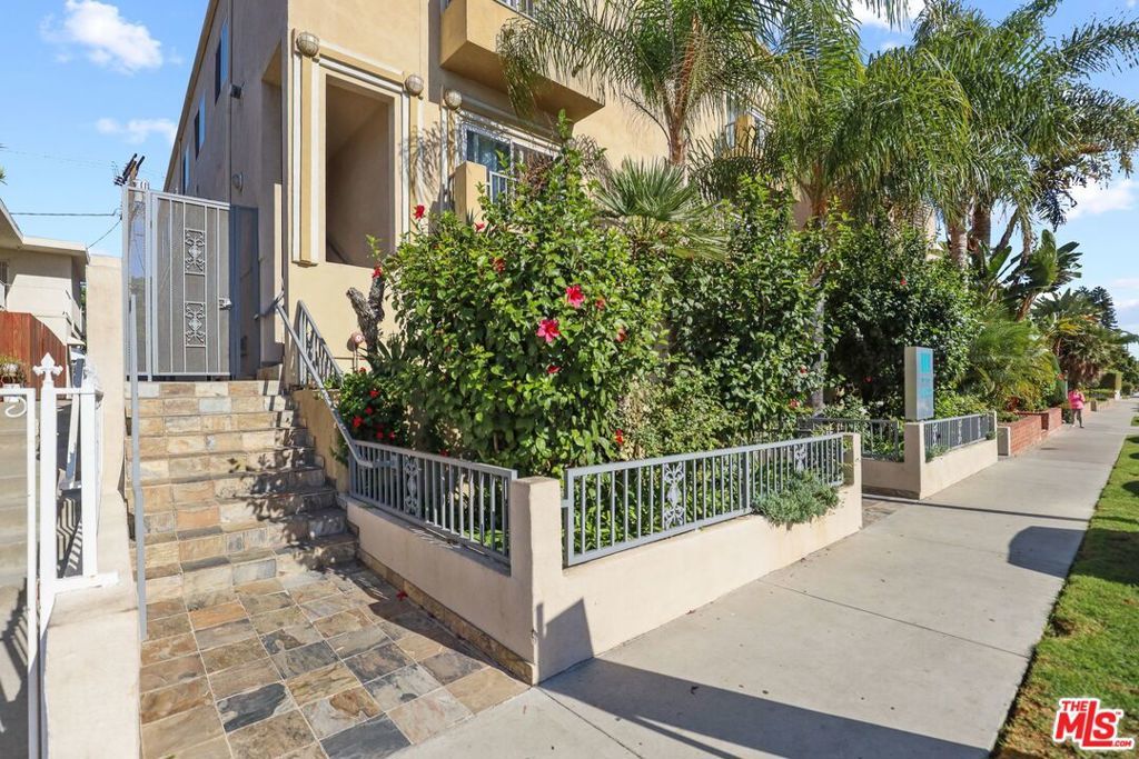 Photo of Listing #25557373