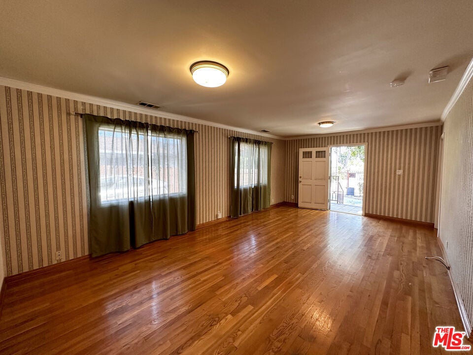 Photo of Listing #25557623