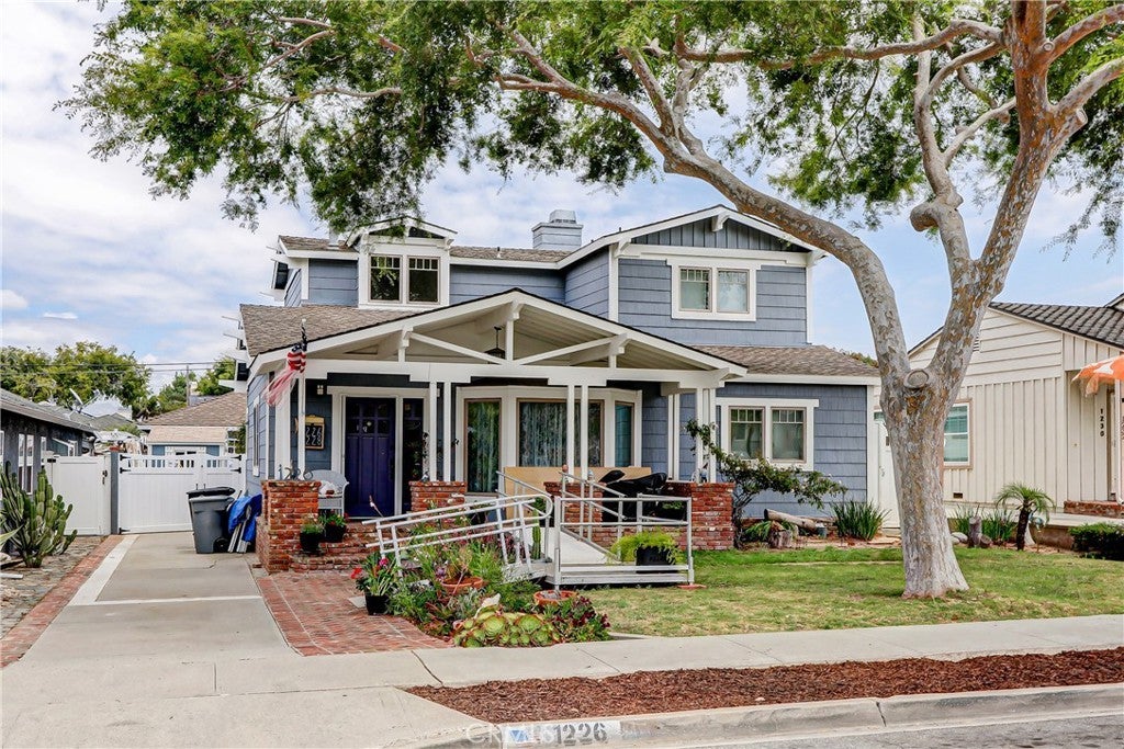 Photo of Listing #SB25143870