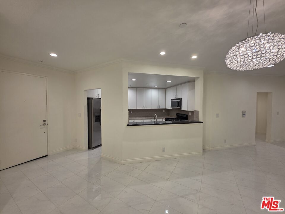 Photo of Listing #25557907