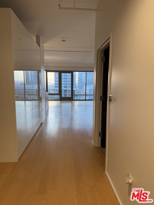 Photo of Listing #25544269