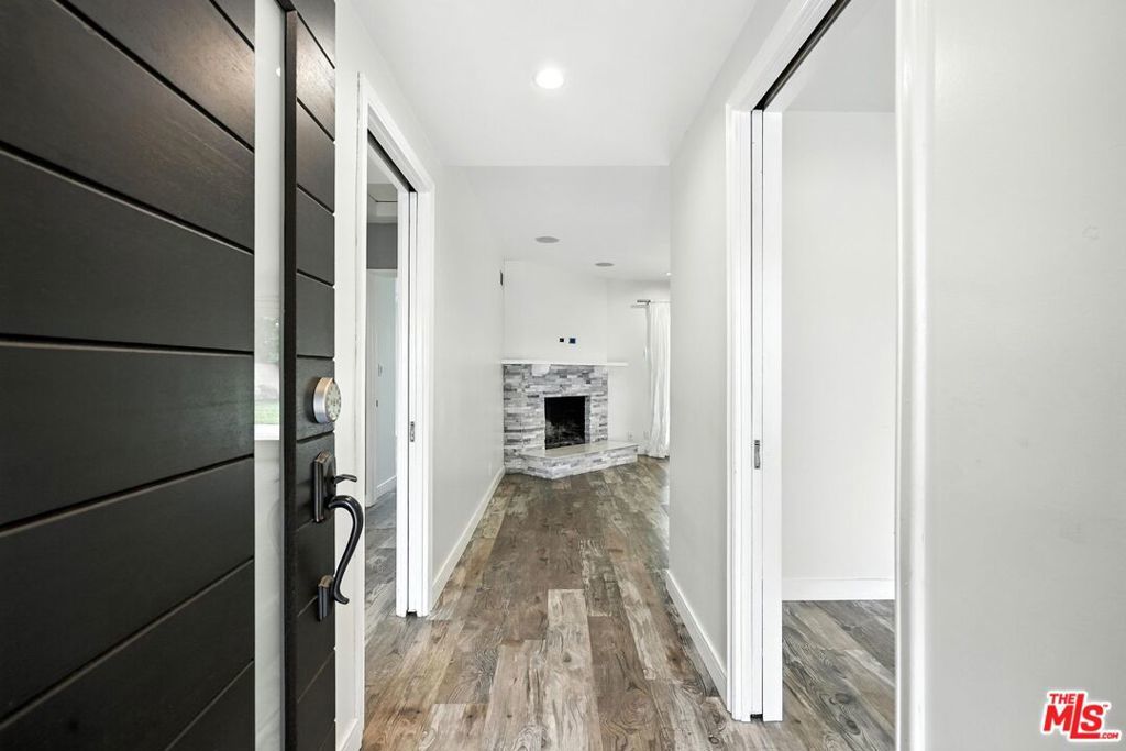 Photo of Listing #25557645