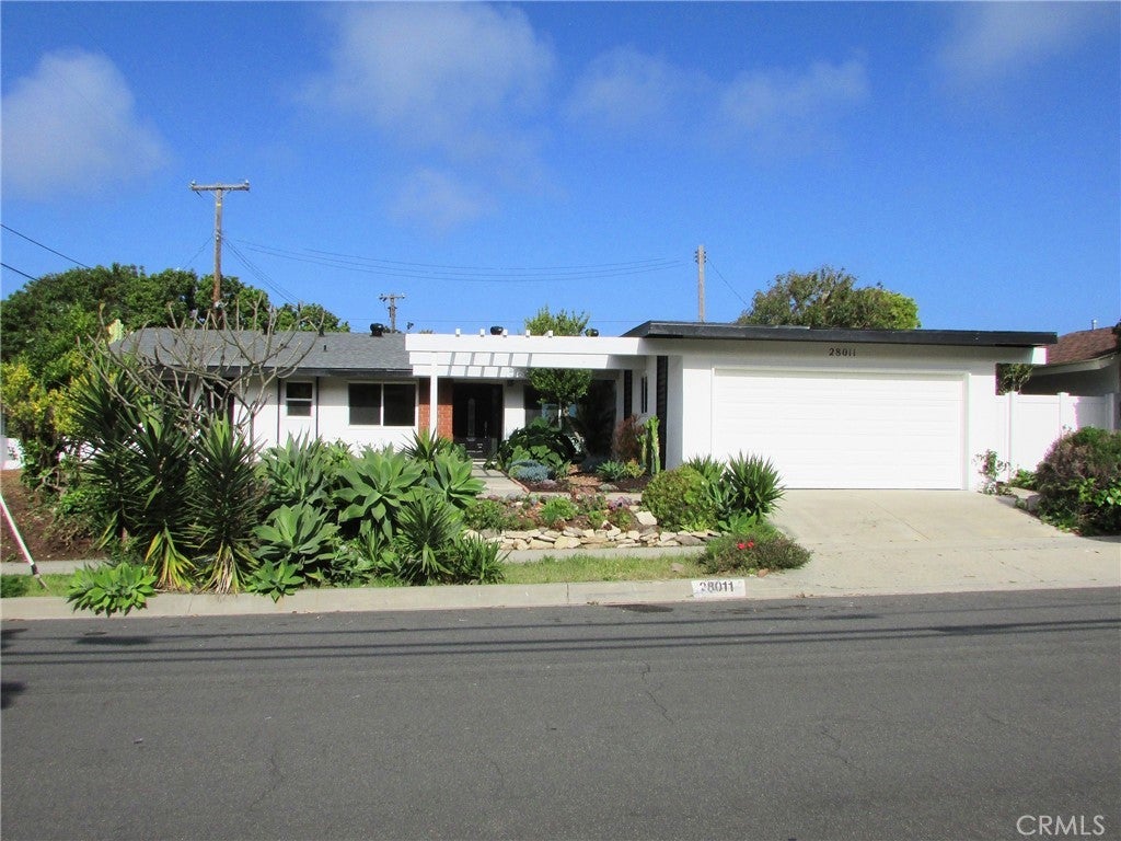 Photo of Listing #PV25090697