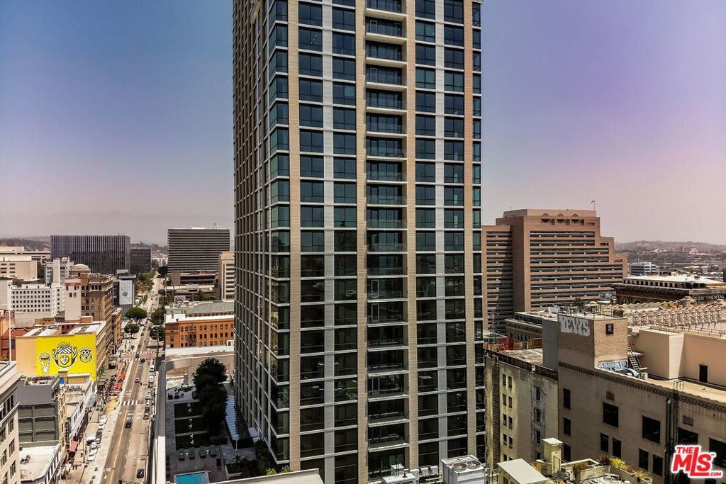 Photo of Listing #25558167