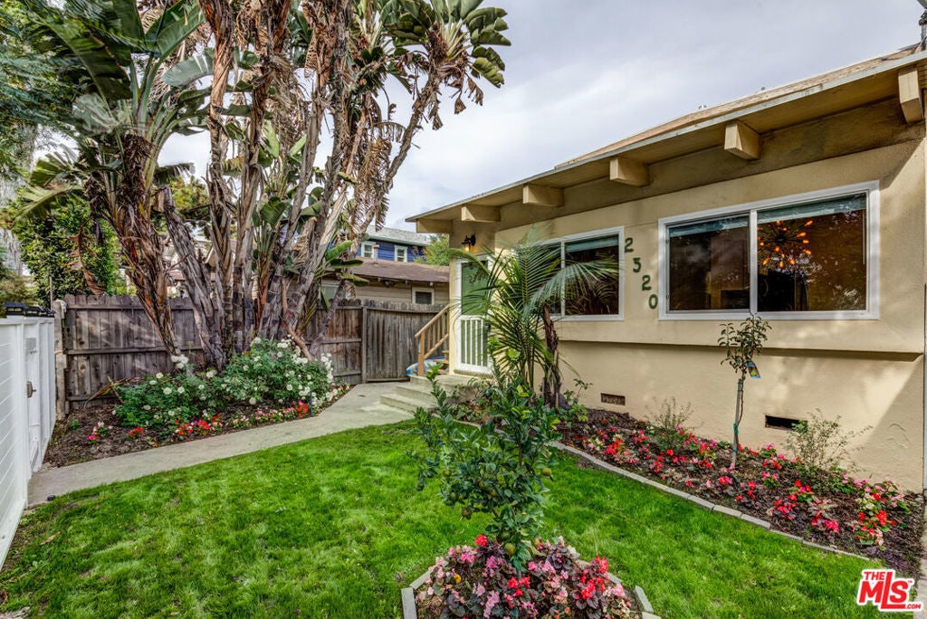 Photo of Listing #25558345