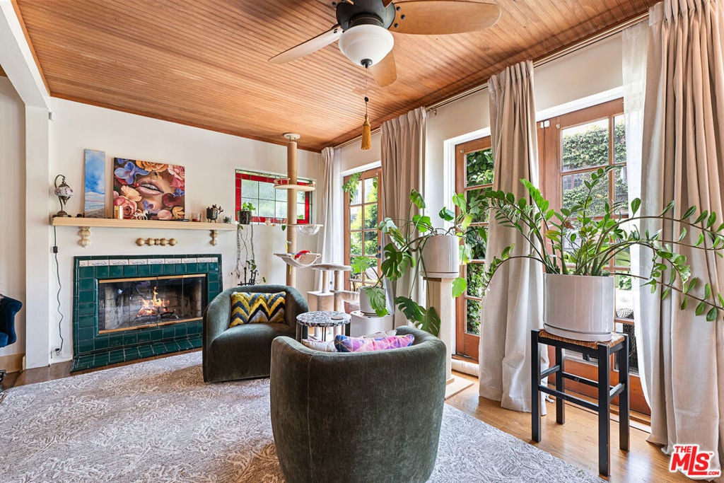 Photo of Listing #25558253