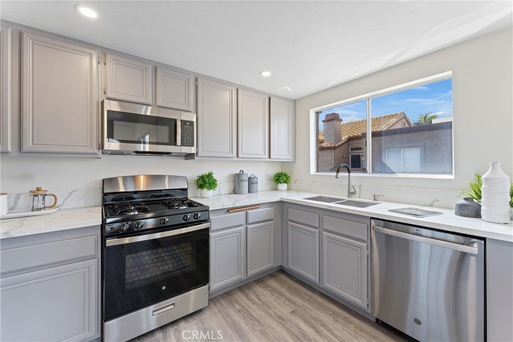 Photo of Listing #PW25144852