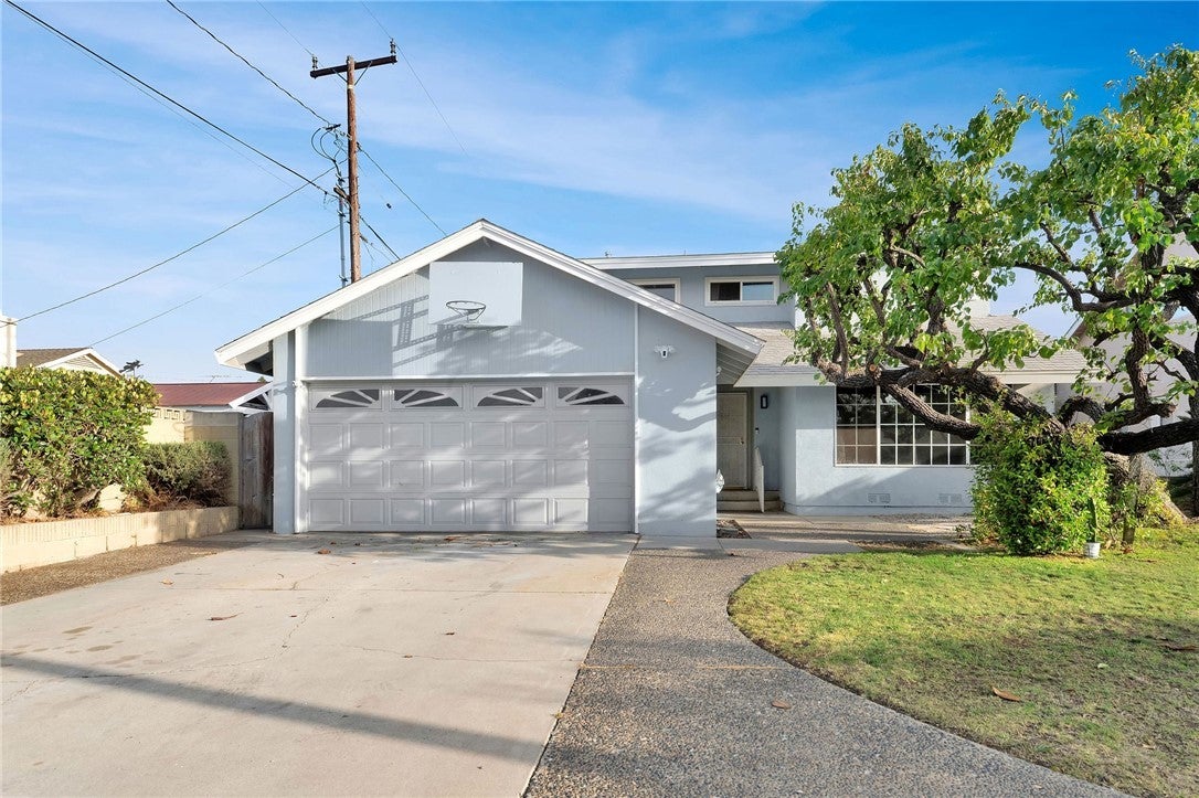 Photo of Listing #SB25143871