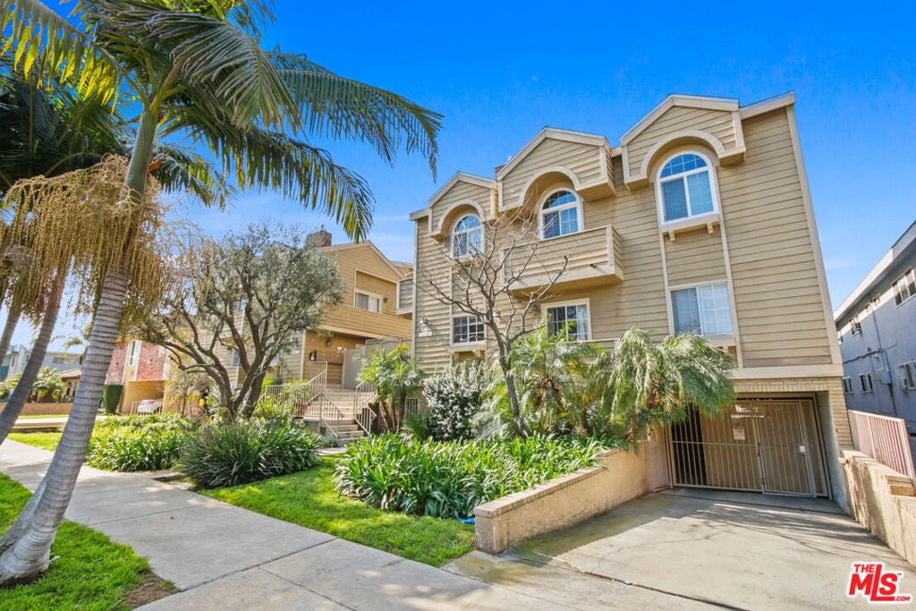 Photo of Listing #25558561