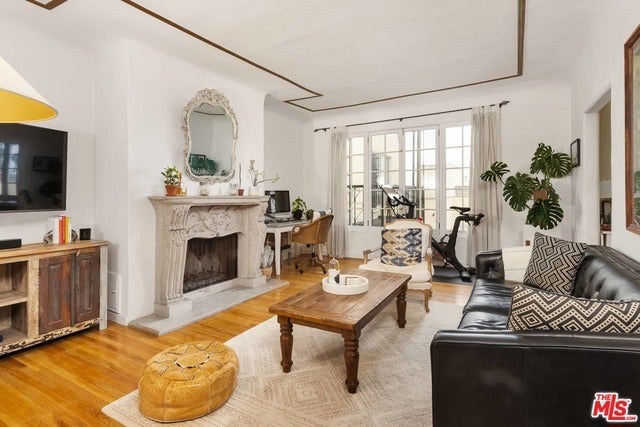 Photo of Listing #25557733