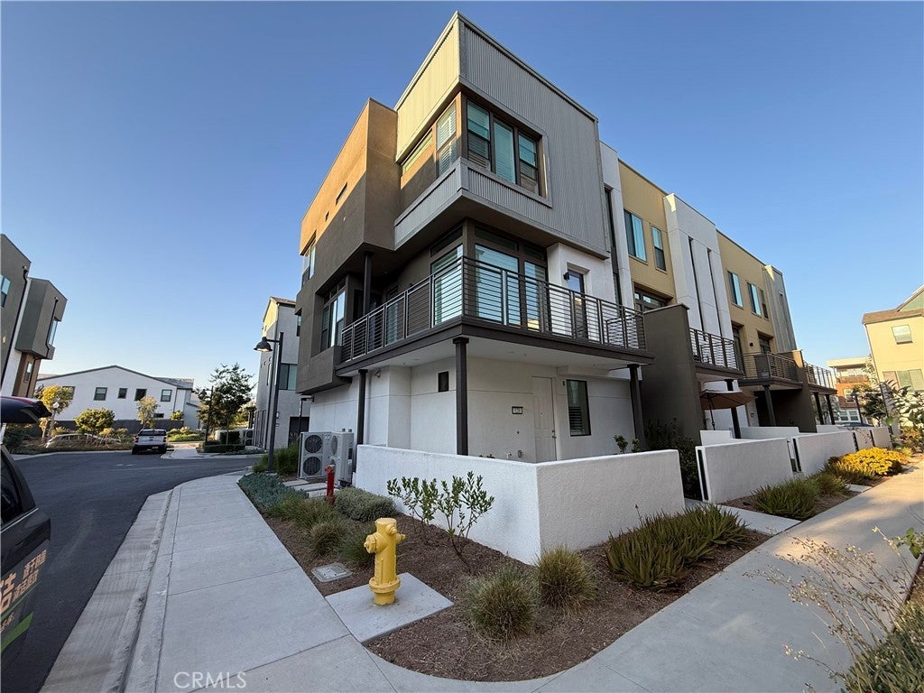 Photo of Listing #OC25145346