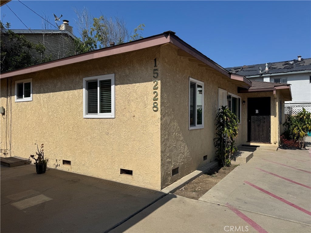 Photo of Listing #PV25145421