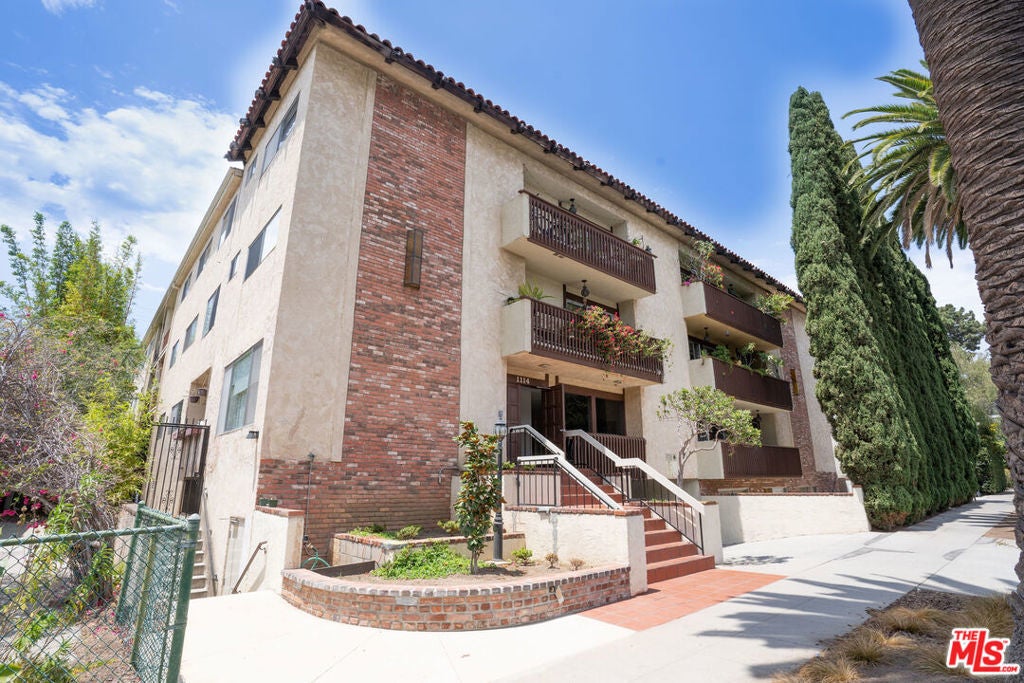 Photo of Listing #25558903