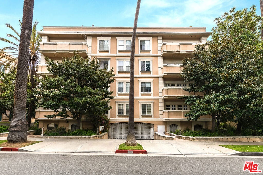 Photo of Listing #25558795