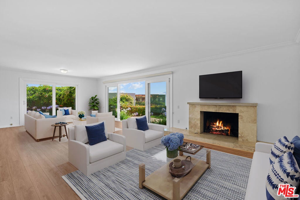 Photo of Listing #25558683