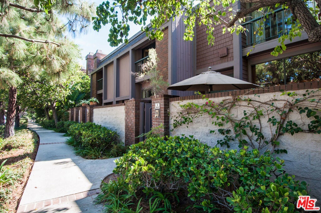 Photo of Listing #25559407