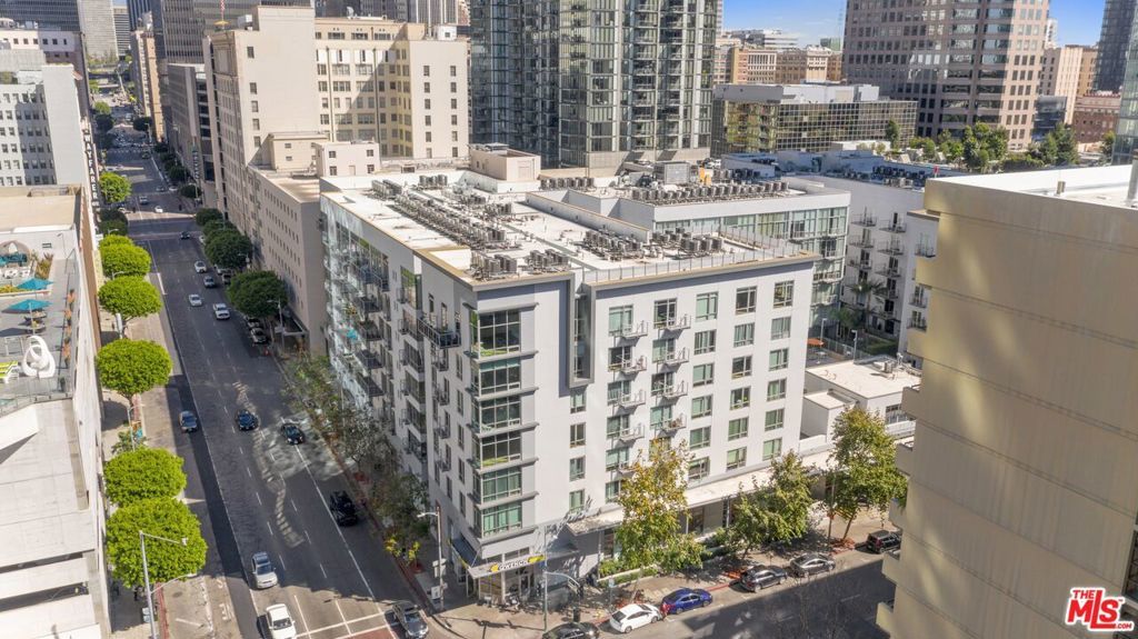 Photo of Listing #25559629