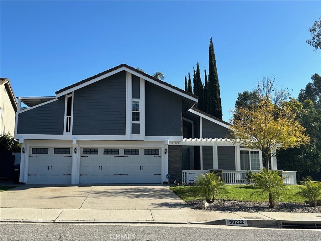 Photo of Listing #SR25147402