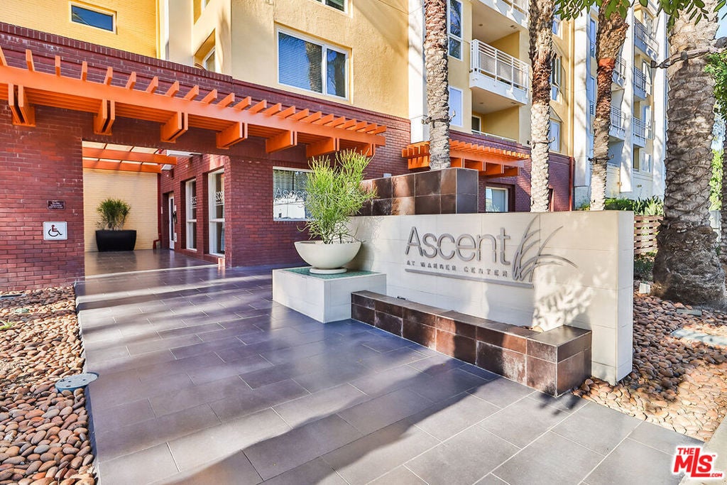 Photo of Listing #25559591