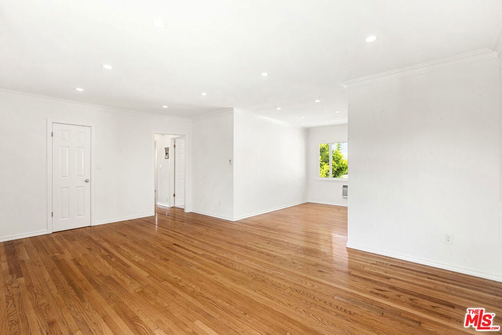 Photo of Listing #25559741