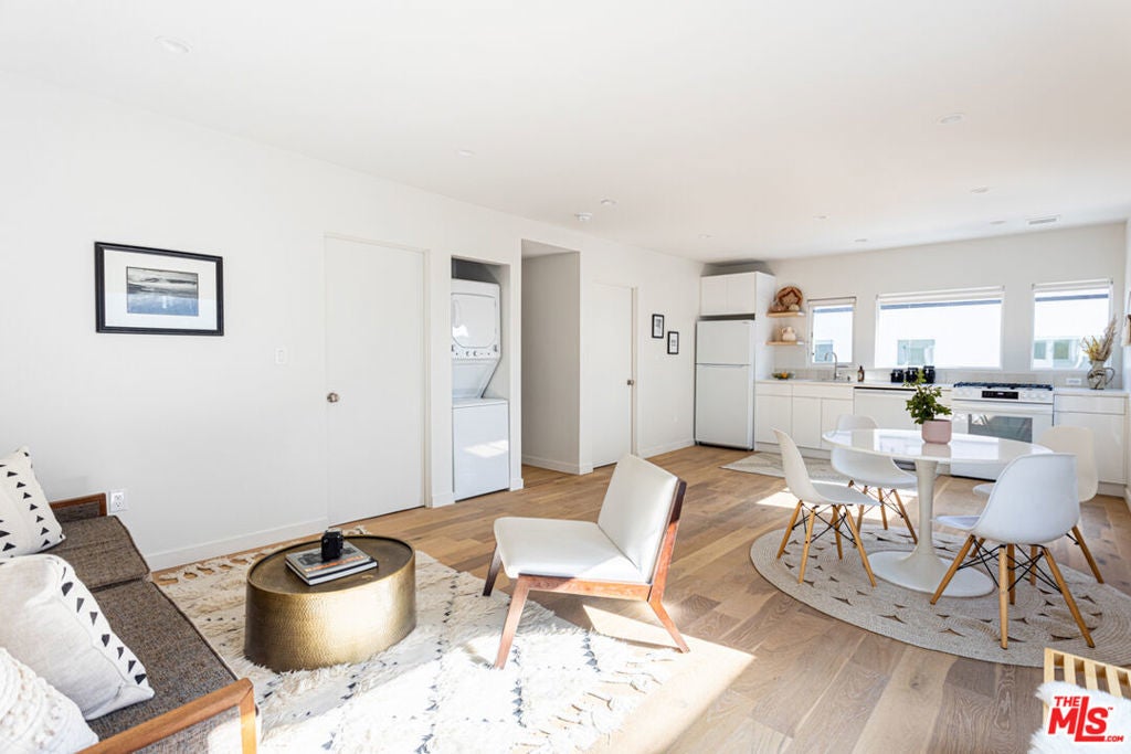 Photo of Listing #25559759