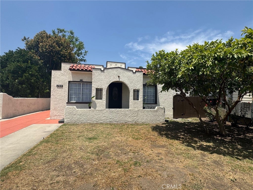 Photo of Listing #IV25147539