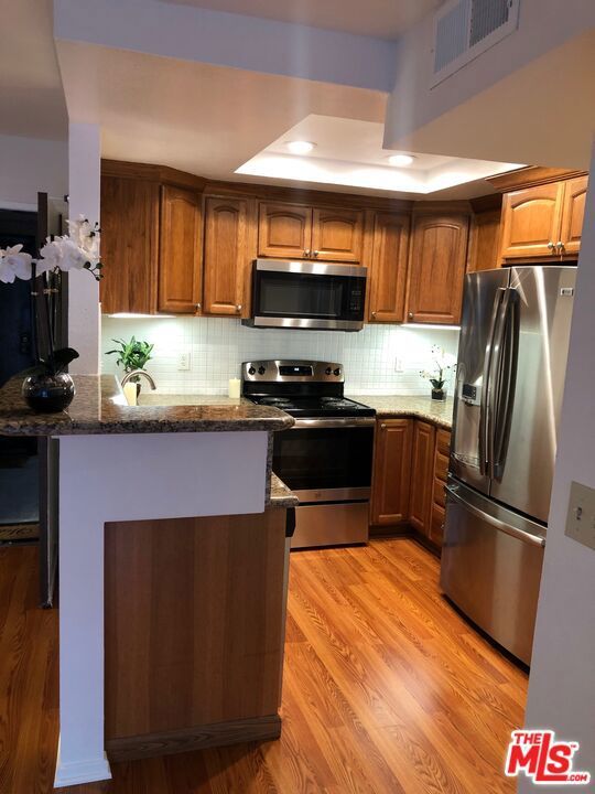 Photo of Listing #25559765