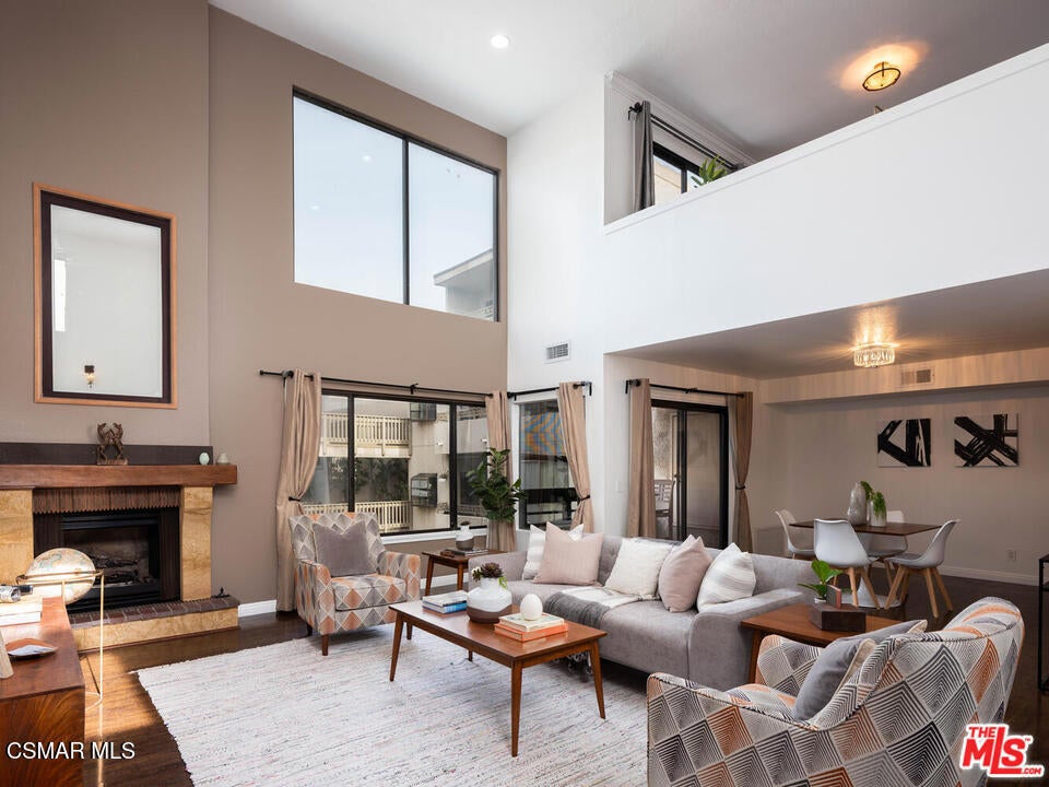 Photo of Listing #225003314